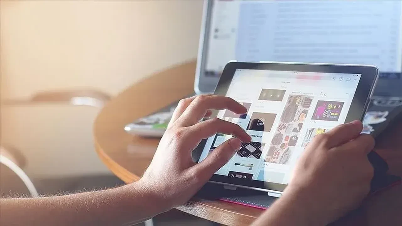 Influencer’lık işi sıkıntıya girdi! Markalar yeni reklam modeline dönüyor
