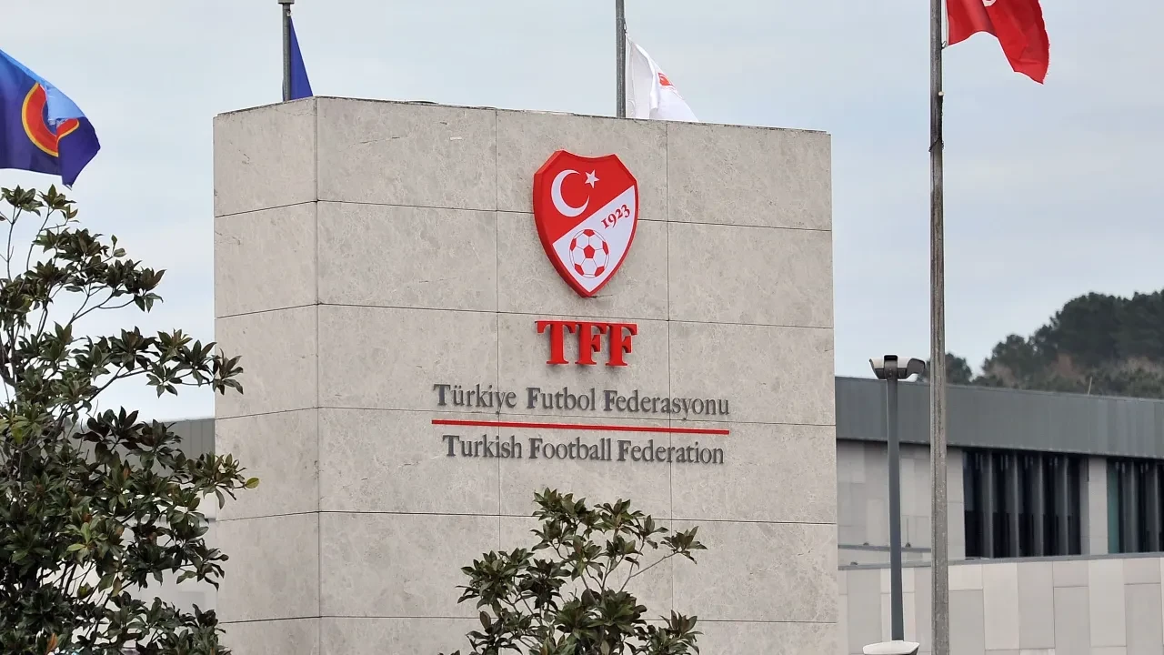 /spor/ligin-adi-degistirildi-tff-duyurdu-iste-yeni-isim-3347300