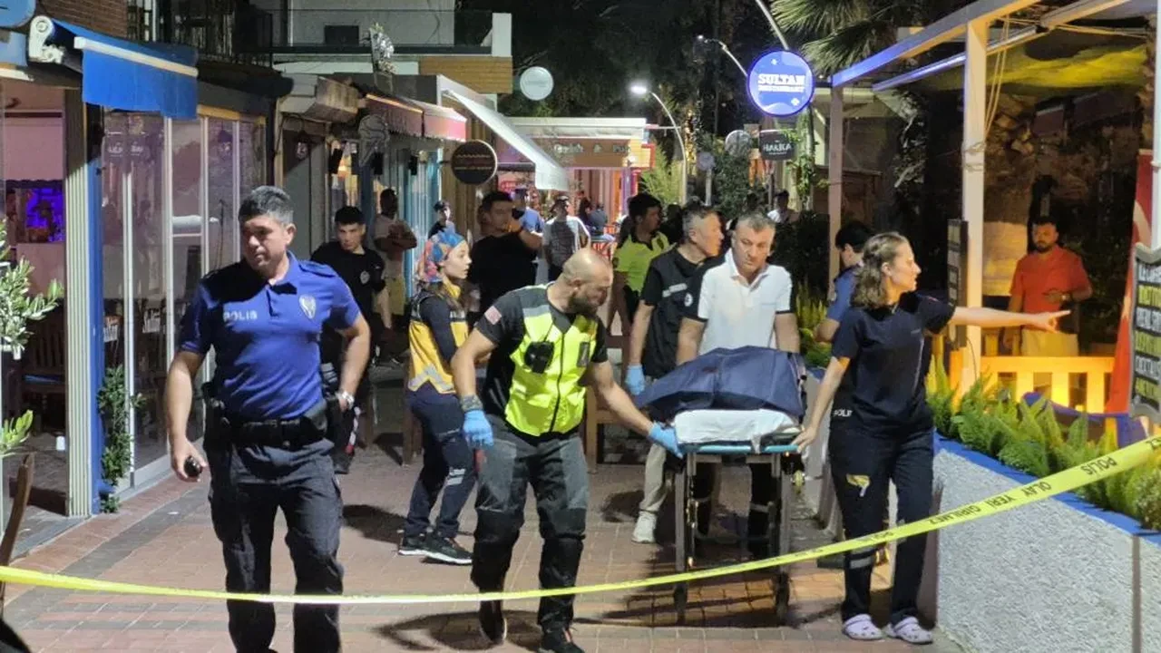 Restoranda kanlı infaz! Mekan mekan dolaştı, görünce kurşun yağdırdı