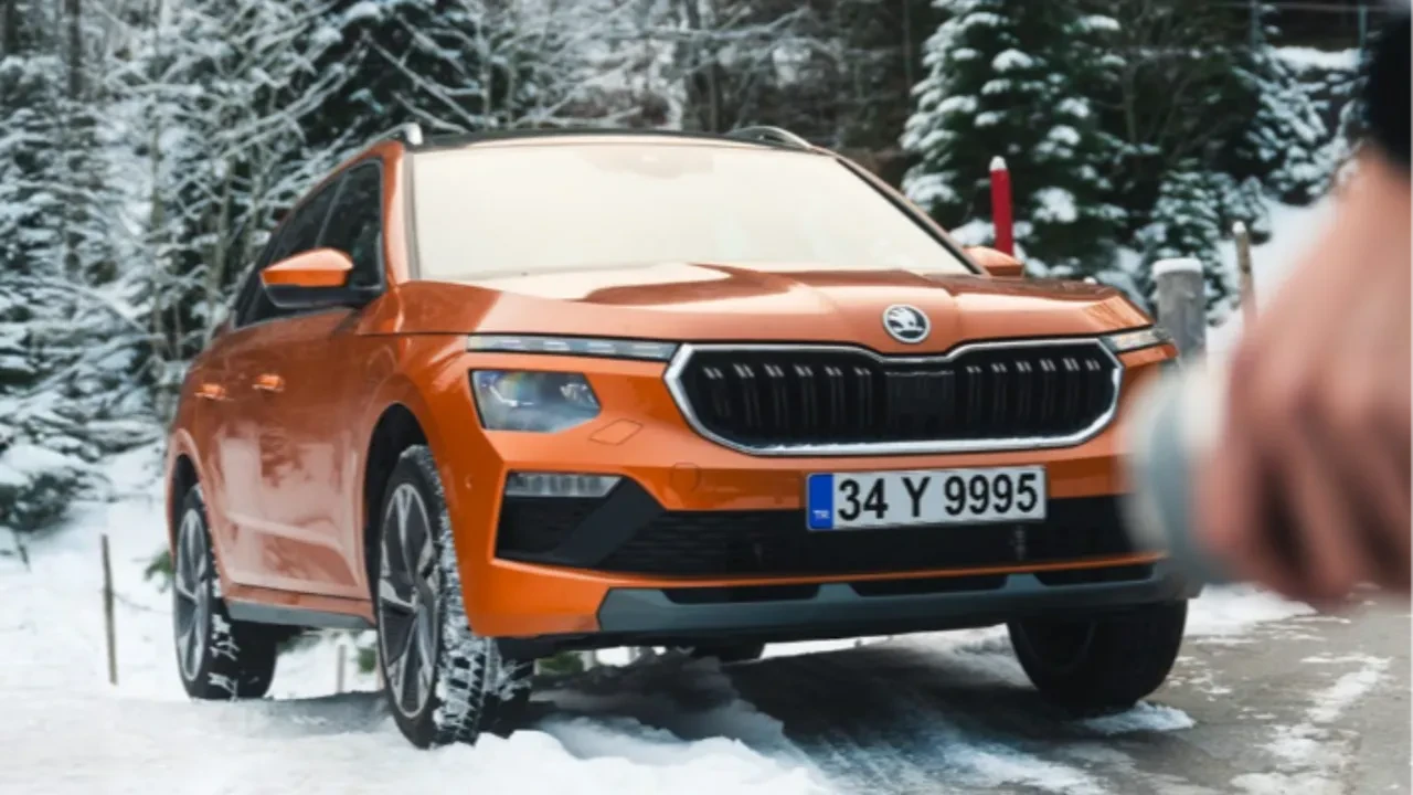 Skoda Temmuz 2026 fiyat listesi yayınlandı! Fabia, Octavia ve Superb fiyatları gündeme bomba gibi düştü