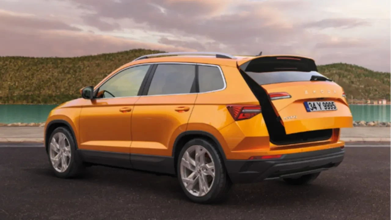 Skoda Temmuz 2026 fiyat listesi yayınlandı! Fabia, Octavia ve Superb fiyatları gündeme bomba gibi düştü
