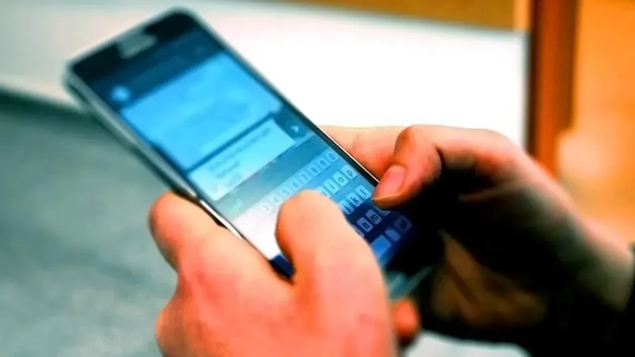 Telefonunuza gelen mesajlara dikkat! İzinsiz SMS pahalıya patladı: Tam 1 milyon lira ceza yazıldı
