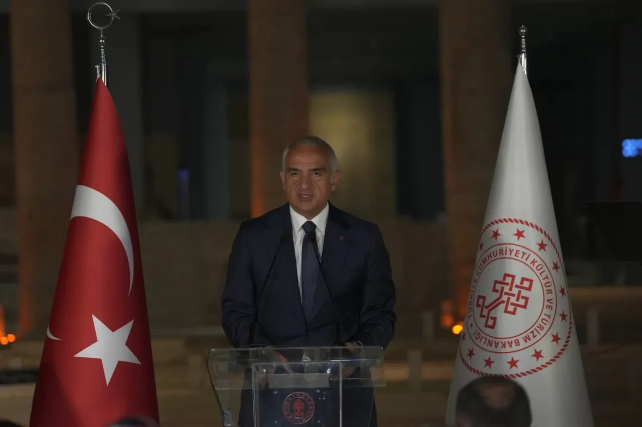 ABD’den yuvasına döndü! Zeugma mozaik paneli ait olduğu yere yerleştirildi