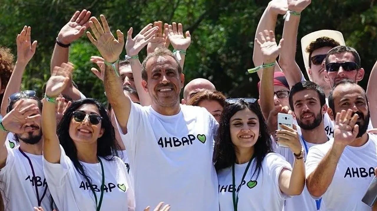 Aşkım Kapışmak ateş püskürdü! Şimdi hepsi devletten özür dilesin