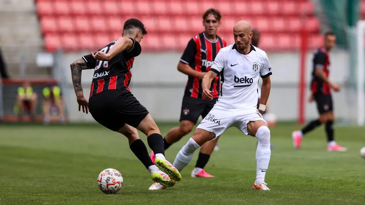 Beşiktaş, Spartak Trnava'ya kaybetti! Siyah-beyazlılardan tatsız prova