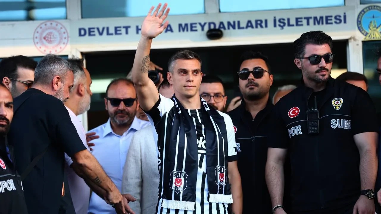 Beşiktaş, Trossard'a kavuştu! İstanbul'a gelen Belçikalı yıldızdan ilk açıklama