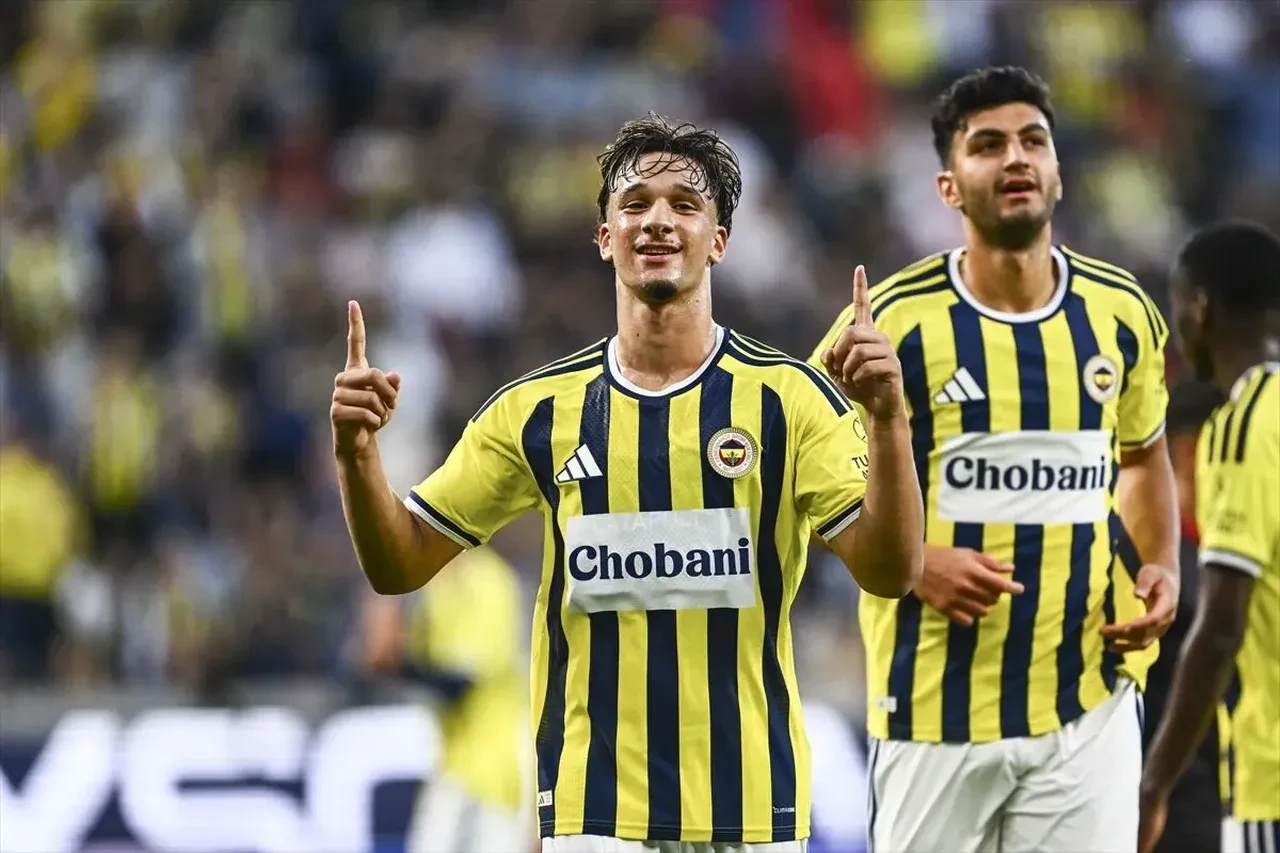 LASK Fenerbahçe maçı CANLI yayın: Fenerbahçe hazırlık maçı hangi kanalda, CANLI nereden izlenir?