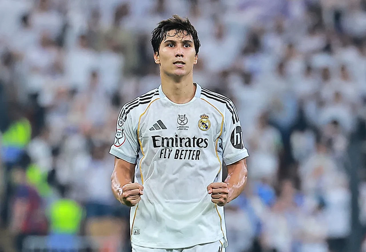 Fenerbahçe'den transfer şov: Mason Greenwood imzayı atıyor, Real Madrid'in yıldızı da yolda!