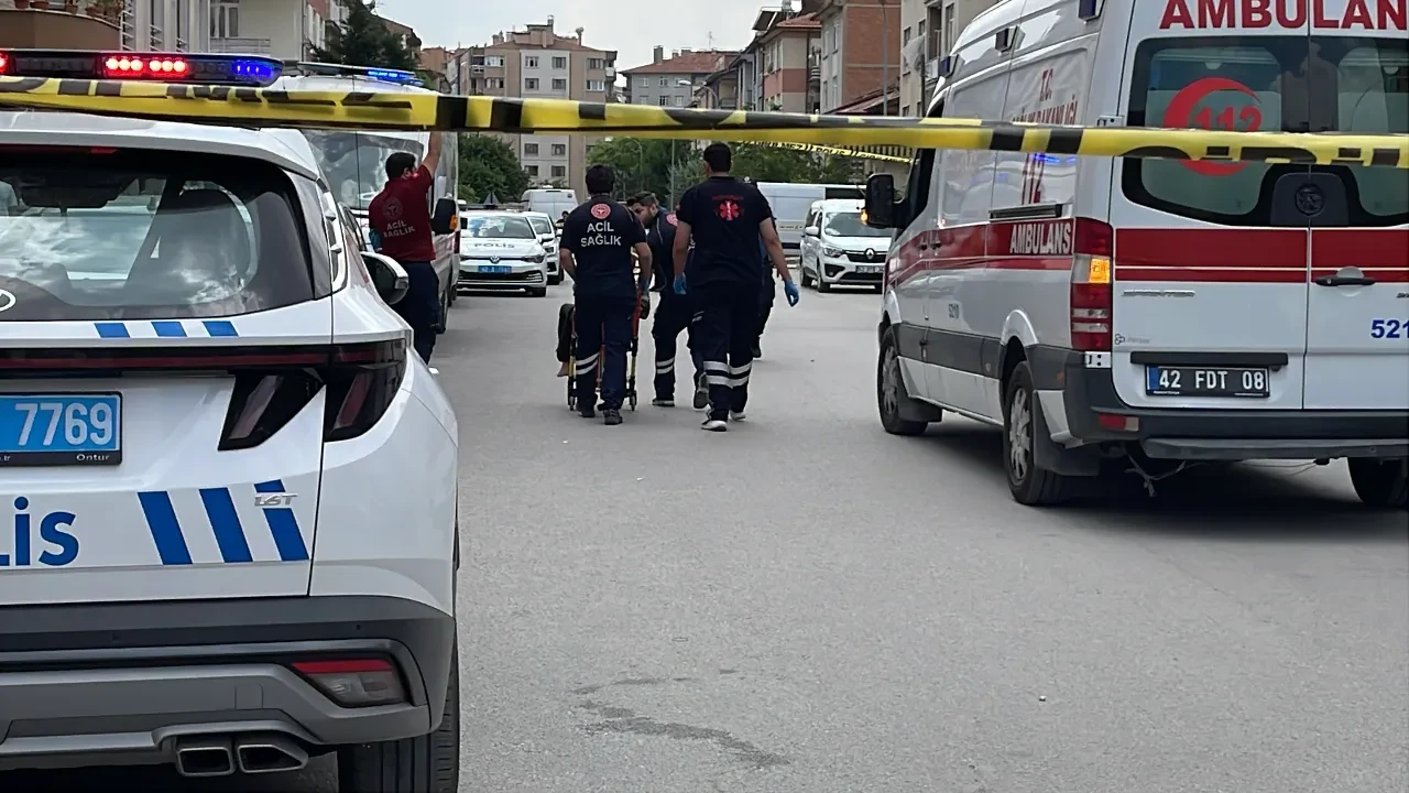 Konya'da korkunç olay! Üvey annesi ve kız kardeşinin boğazını kesti