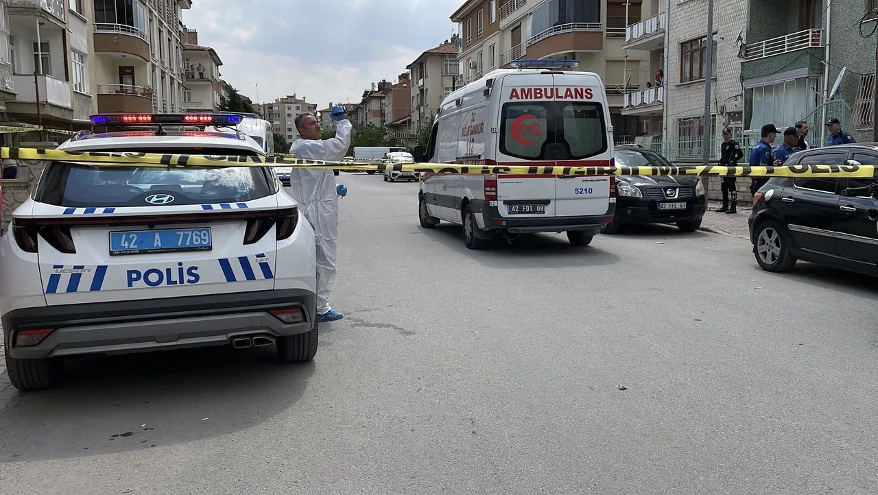 Konya'da korkunç olay! Üvey annesi ve kız kardeşinin boğazını kesti