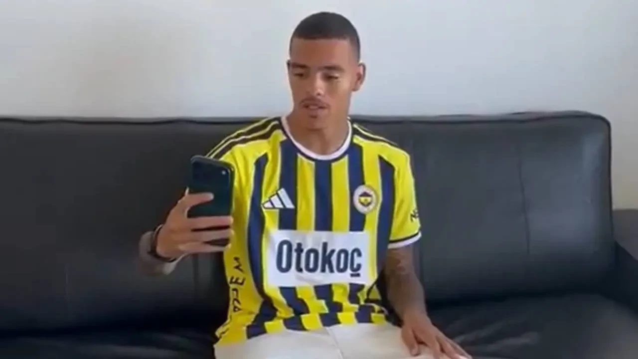 Mason Greenwood, Fenerbahçe formasını giydi! İngiliz yıldızdan taraftarlara mesaj