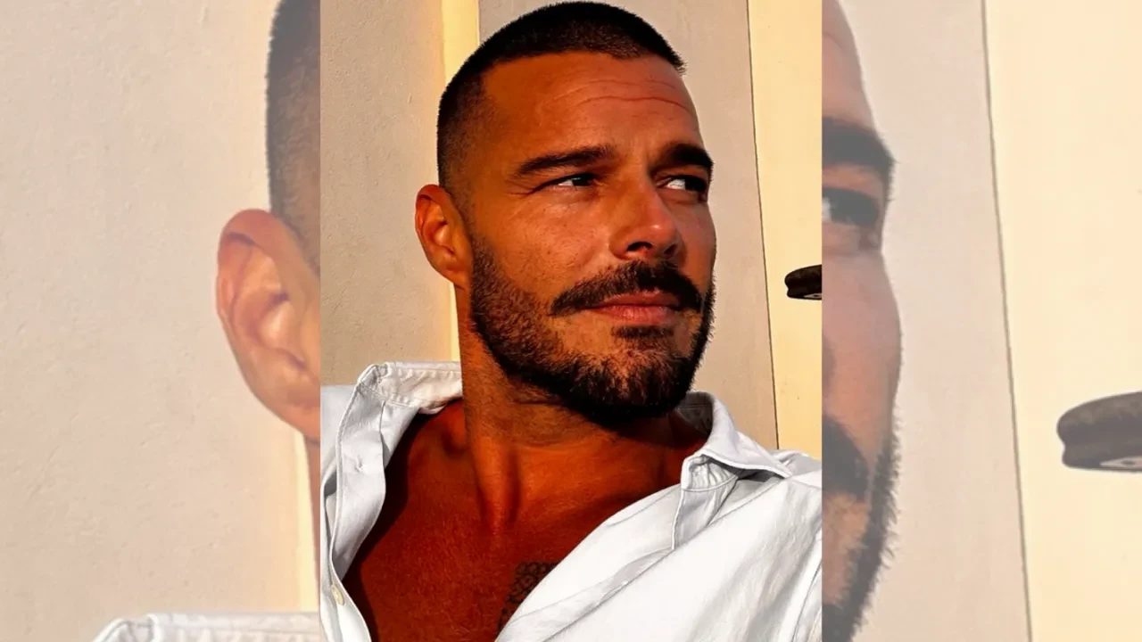 Yıllar sonra İstanbul’a gelen Ricky Martin samimi halleriyle kalpleri fethetti! ‘İnsanı gülümseyerek karşılayan Türkleri çok seviyorum’