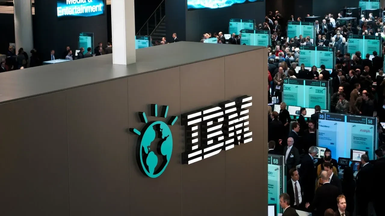 39 yıl sonra bir ilk! Tek hatalı hamle dev hisseyi eritti