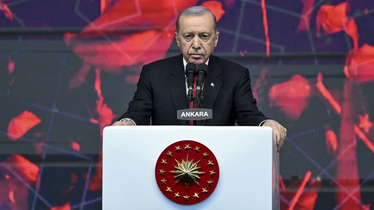 Cumhurbaşkanı Erdoğan: FETÖ ile mücadelede rehavete kapılma lüksüne sahip değiliz