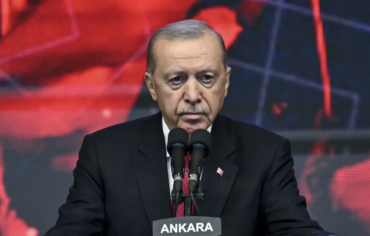 Cumhurbaşkanı Erdoğan: FETÖ ile mücadelede rehavete kapılma lüksüne sahip değiliz