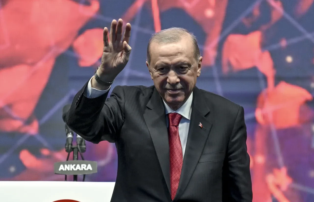 Cumhurbaşkanı Erdoğan: FETÖ ile mücadelede rehavete kapılma lüksüne sahip değiliz