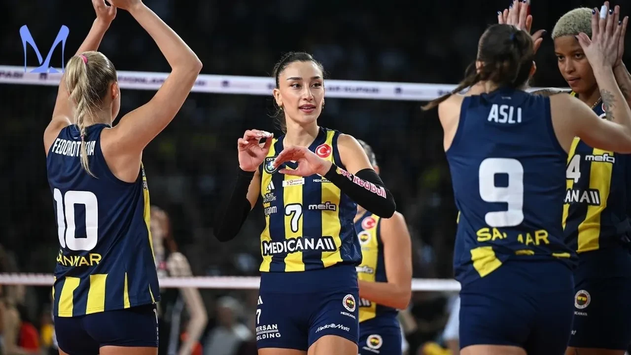 Hande Baladın ve Onuralp Bitim aşkı belgelendi! Fenerbahçeli çift ilk kez görüntülendi