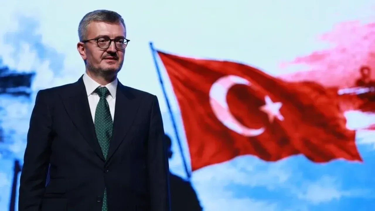 İletişim Başkanı Burhanettin Duran'dan 15 Temmuz mesajı
