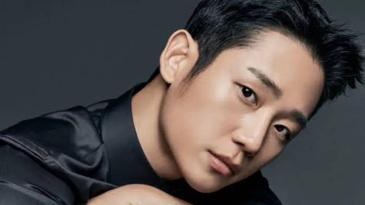 Kim Soo Hyun'a destek mesajı mı? Jung Hae In'in tek hareketi sosyal medyayı karıştırdı