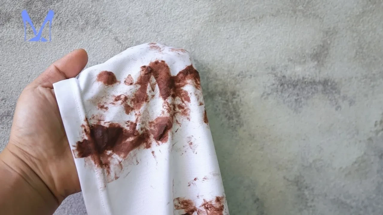 Meğer yıllardır boşuna uğraşıyormuşuz! Tek malzemeyle evdeki en zorlu lekeleri çıkarabilirsiniz