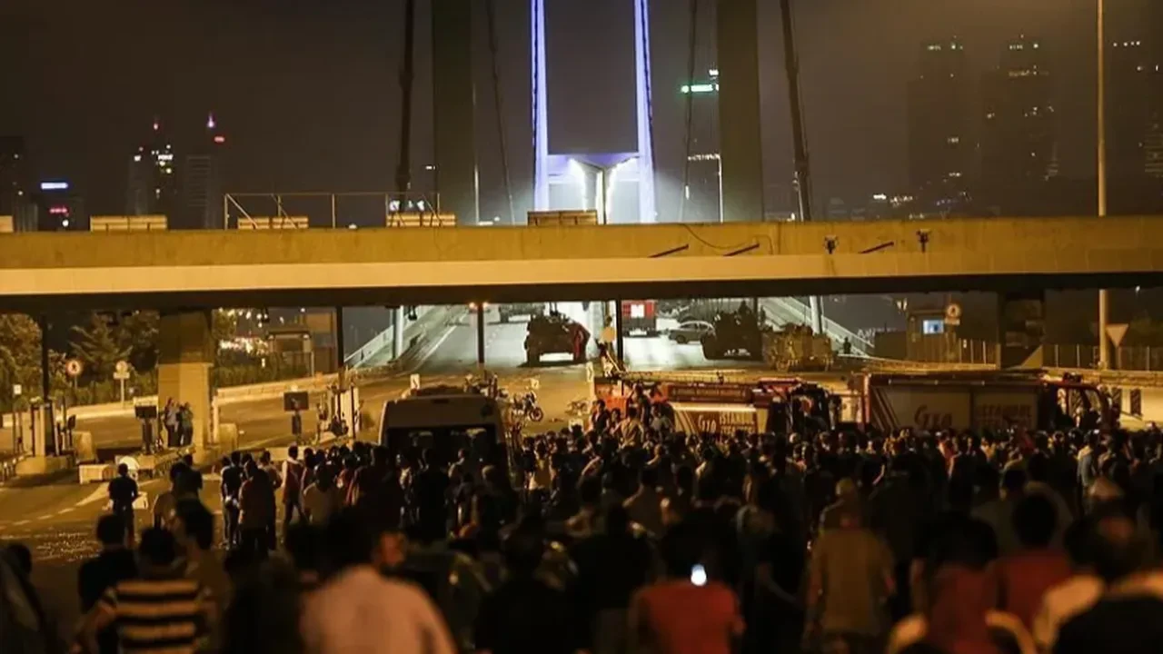 Milyonların destan yazdığı gece... 15 Temmuz Derneği Başkanı İsmail Hakkı Turunç: 'Mermiler yanımdan geçti, şehadet nasip olmadı'