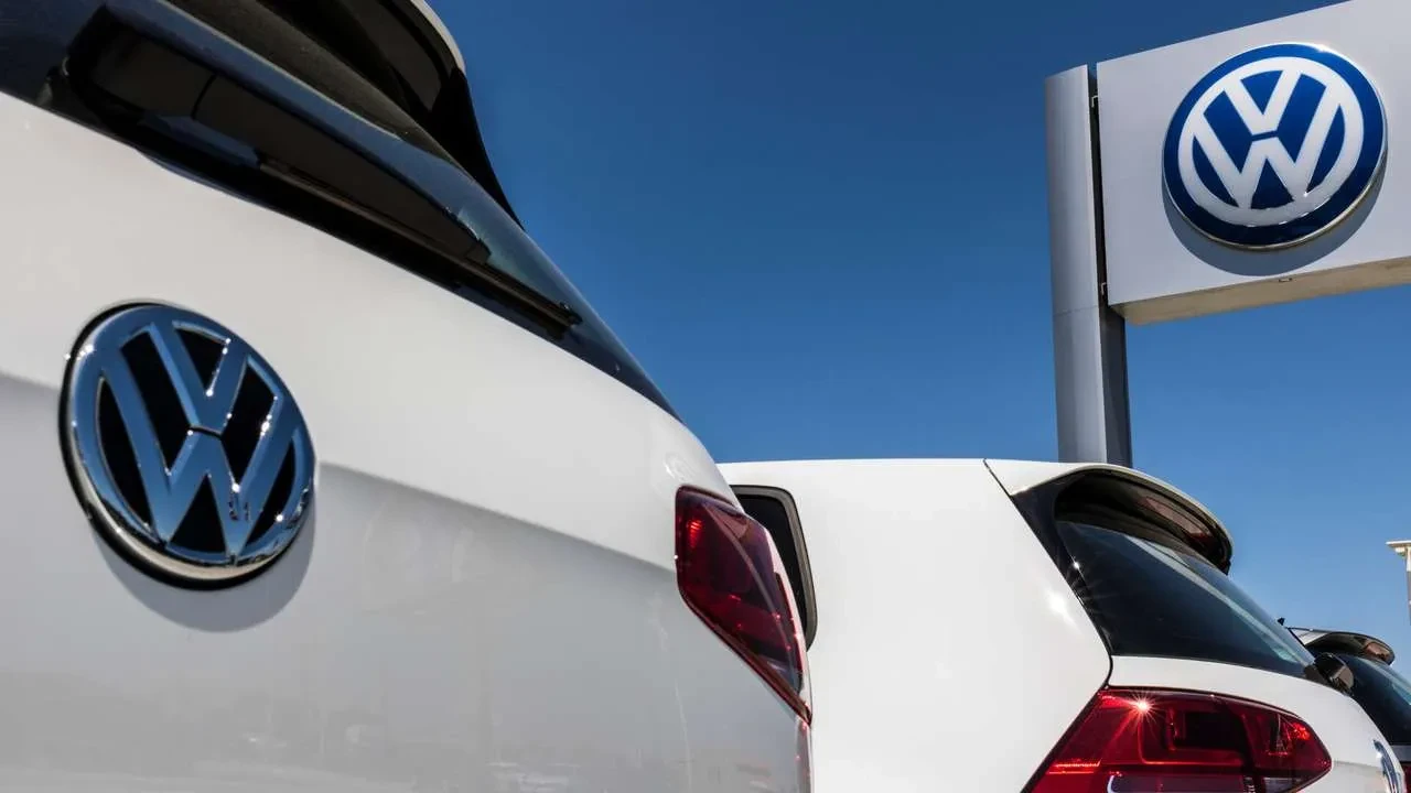 Volkswagen küçülüyor! Liste belli oldu: İşte üretilmeyecek modeller…