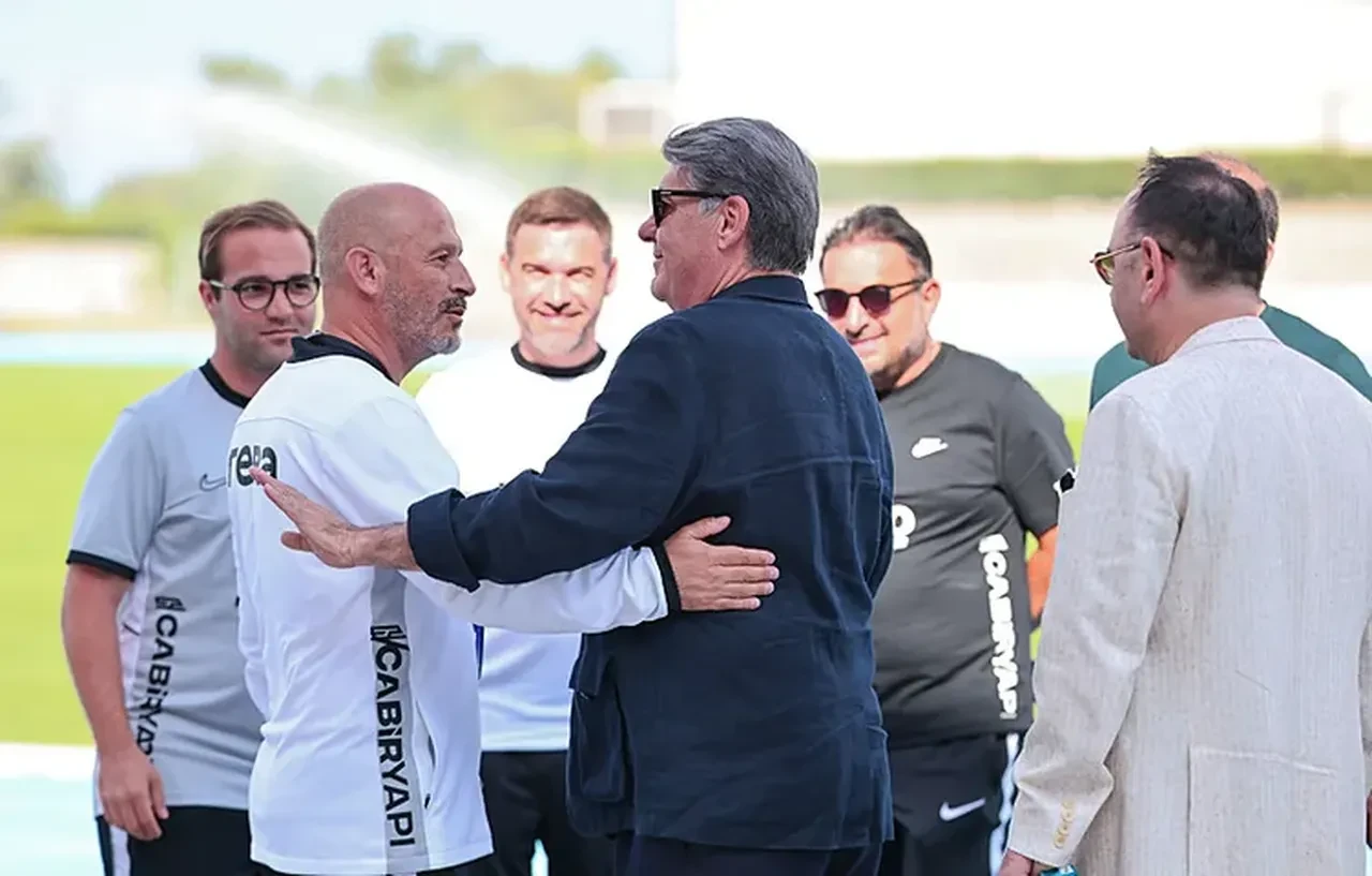 Beşiktaş'ın yeni golcü planı: Vlahovic ve Lukaku olmadı, hedefteki dünya yıldızı şaşırttı!
