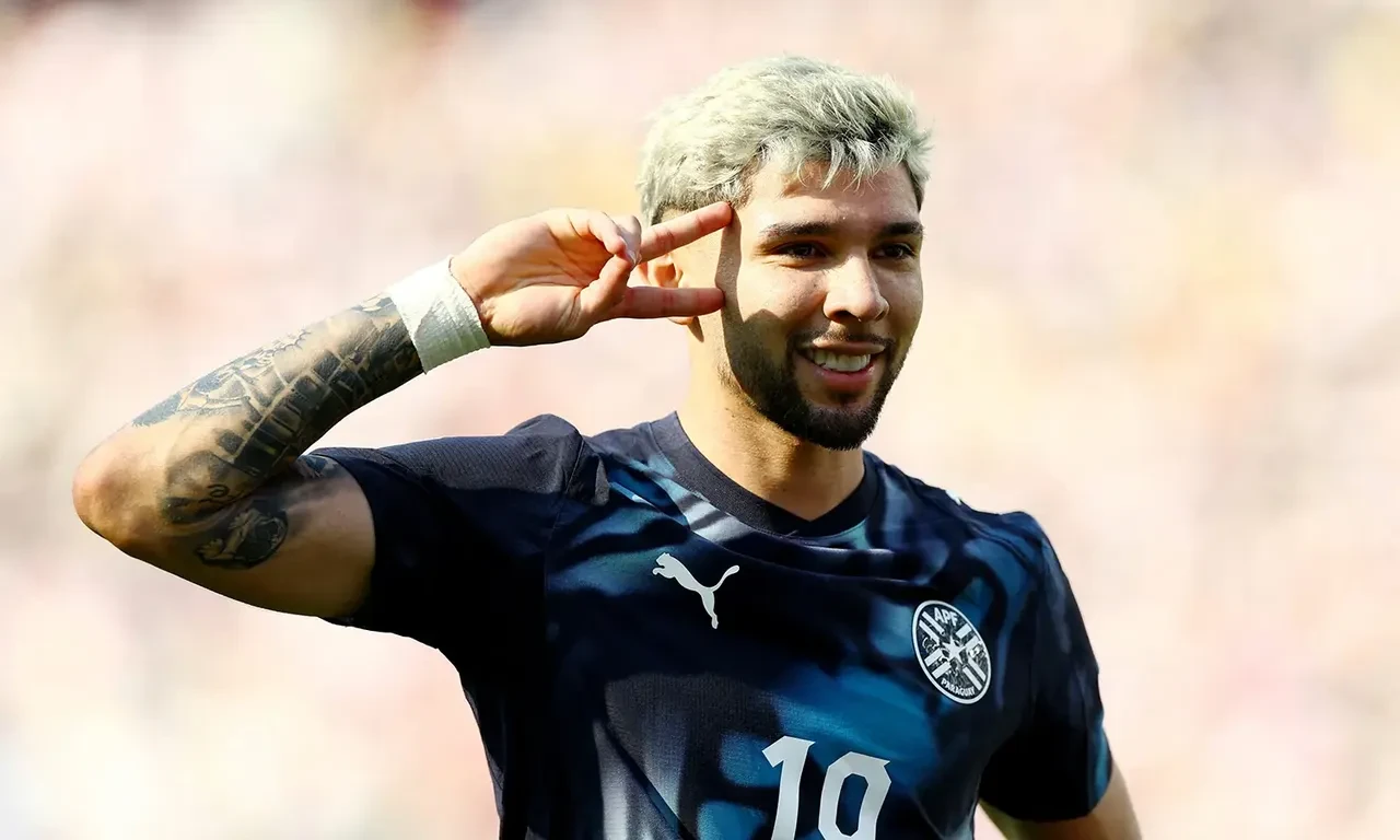 Galatasaray'da 10 numara seferberliği! Bruno Fernandes ve Can Uzun olmazsa hedef Fransa'daki Paraguaylı yıldız