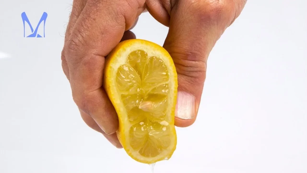 Limonu böyle sıkanlar iki kat fazla su elde ediyor! İşte muhteşem yöntem