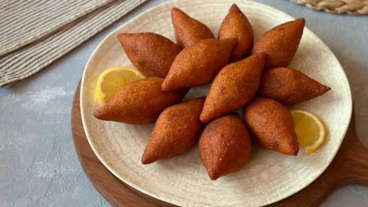 Sivaslılar bu köfteyi böyle yapıyor! Gerçek ıslak içli köfte tarifi