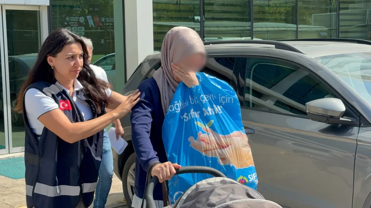 Vicdansızlığın bu kadarı! 7 aylık bebeğin arabasında uyuşturucu taşırken yakalandılar