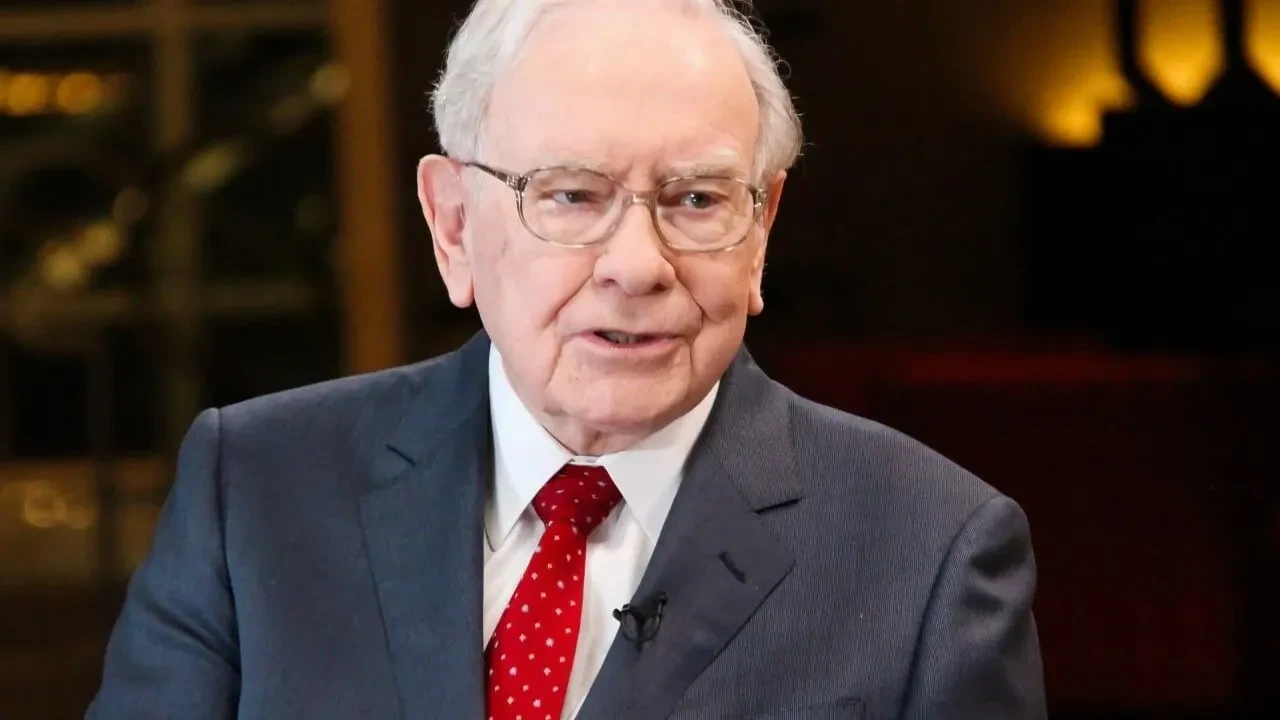 Warren Buffett yatırımcıların en büyük hatasını açıkladı