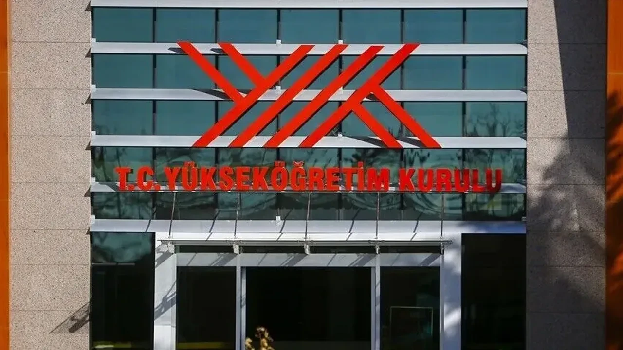 YÖK deprem bölgesindeki üniversitelere tanınan özel öğrencilik hakkını 1 yıl daha uzattı