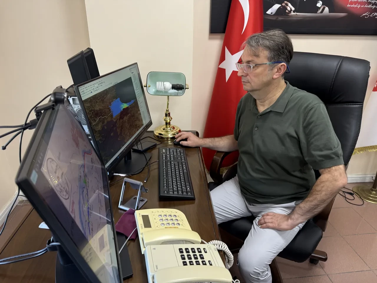 Alman bilim insanları işaret etti! Deprem hareketliliği İstanbul'a doğru ilerliyor