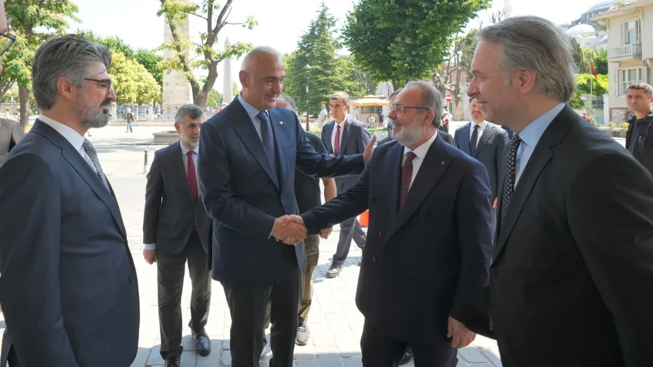 Bakan Ersoy’dan Türkiye Uluslararası İslam, Bilim ve Teknoloji Üniversitesi’ne ziyaret