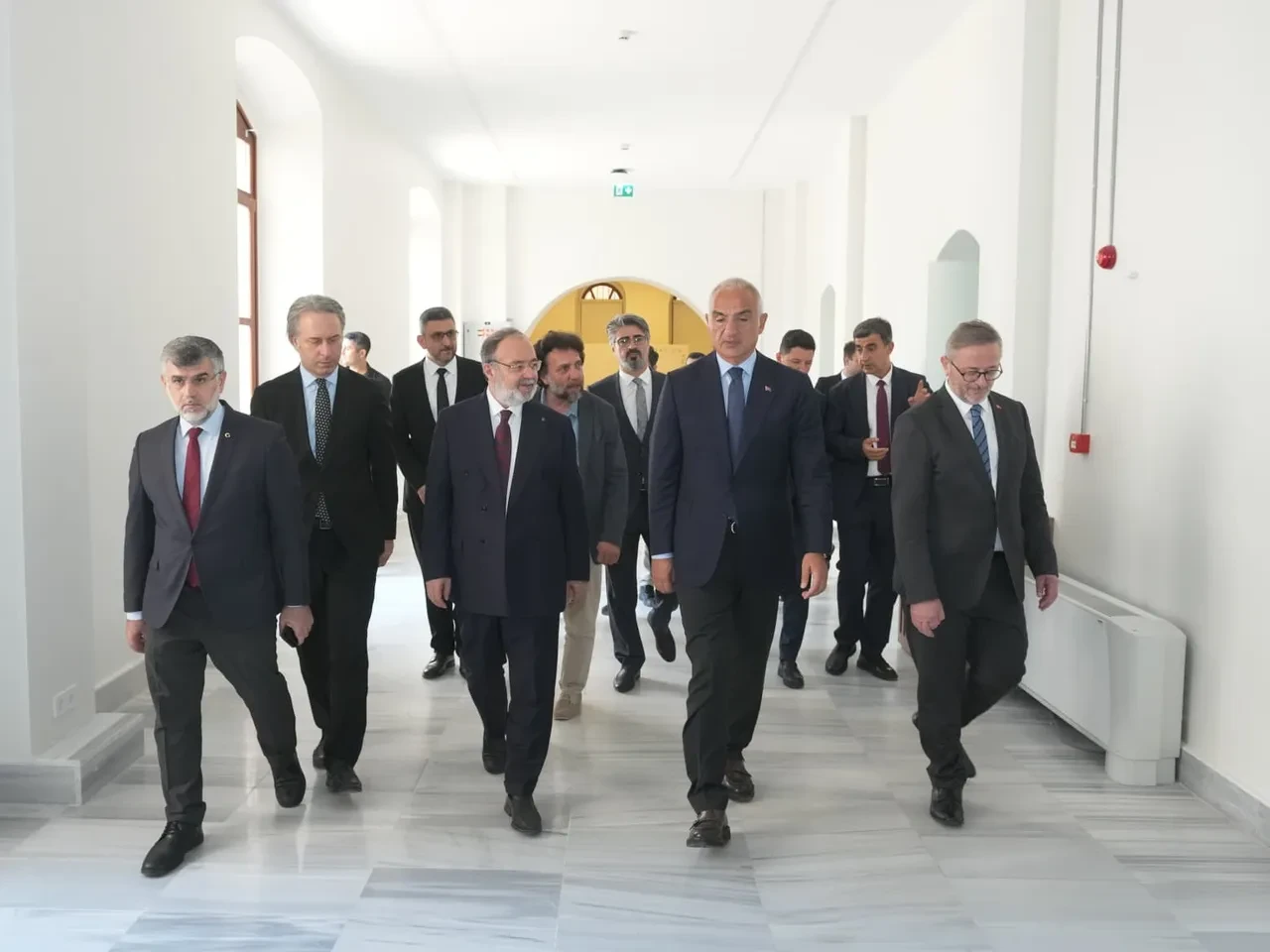 Bakan Ersoy’dan Türkiye Uluslararası İslam, Bilim ve Teknoloji Üniversitesi’ne ziyaret