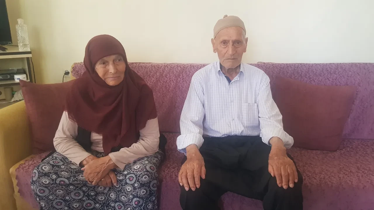 Biri 103, diğeri 100 yaşında! Sofradan eksik etmedikleri 3 besini açıkladılar 