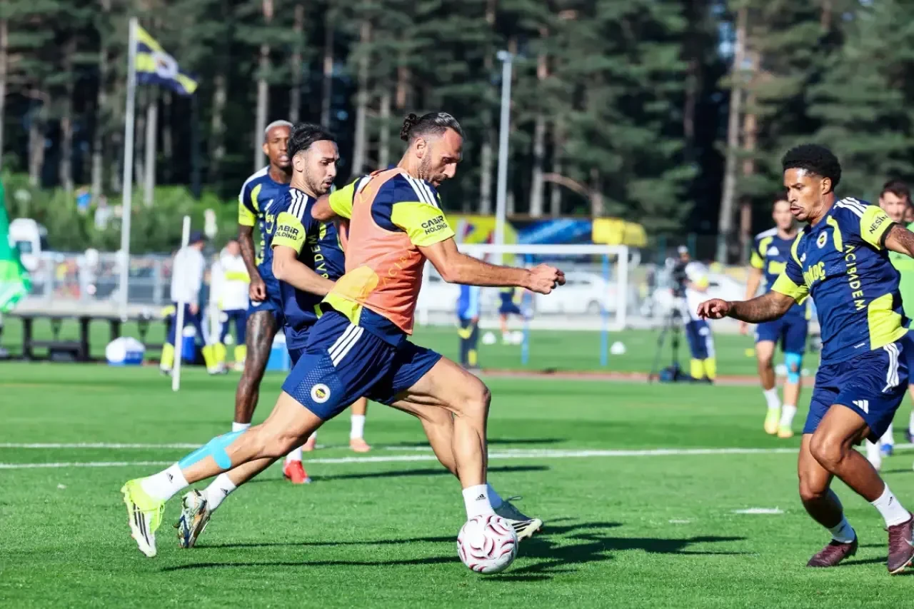 Fenerbahçe'de Muriqi, Ake ve Greenwood imzayı attı! Cihan Kamer'den taraftara yeni transfer müjdesi geldi