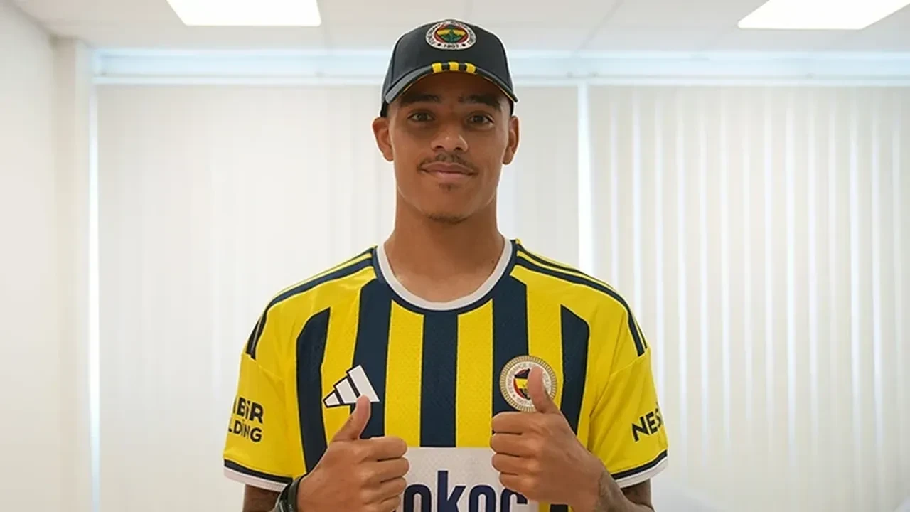 Fenerbahçe'de Muriqi, Ake ve Greenwood imzayı attı! Cihan Kamer'den taraftara yeni transfer müjdesi geldi