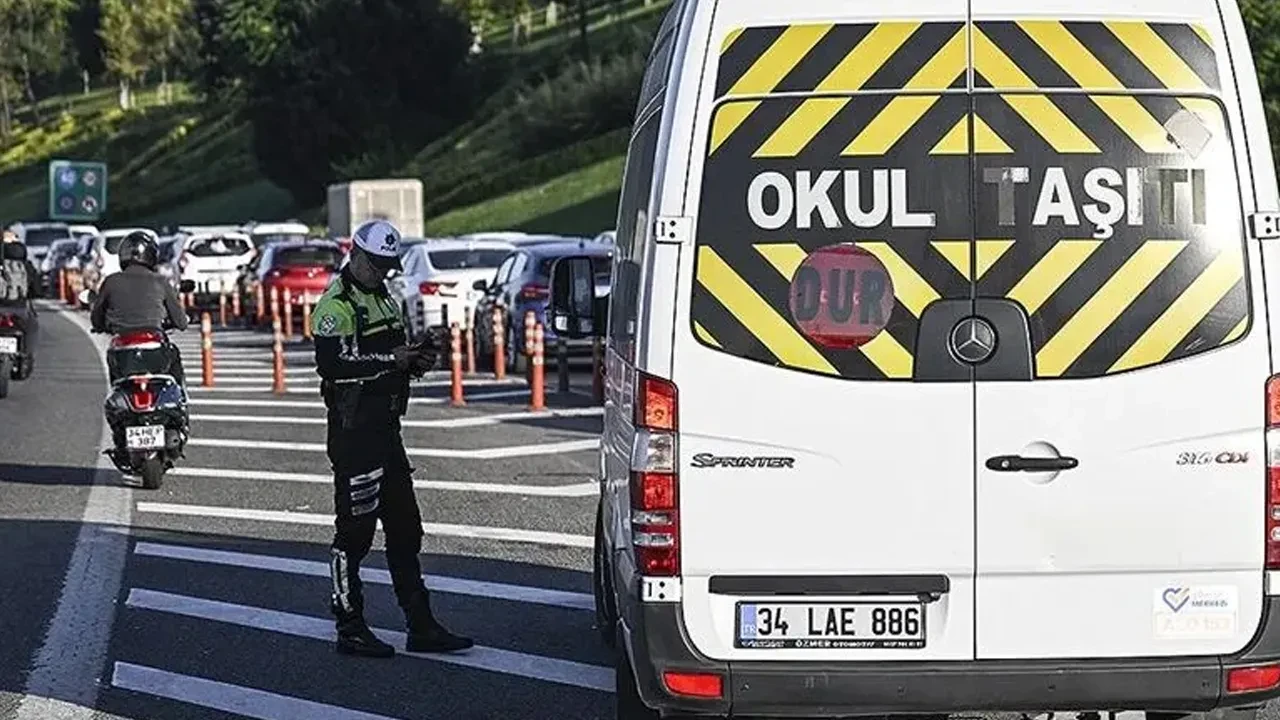 Milyonlarca veliyi ve okulu ilgilendiren karar! Türkiye'de bir ilk: Tamamen yasaklandı