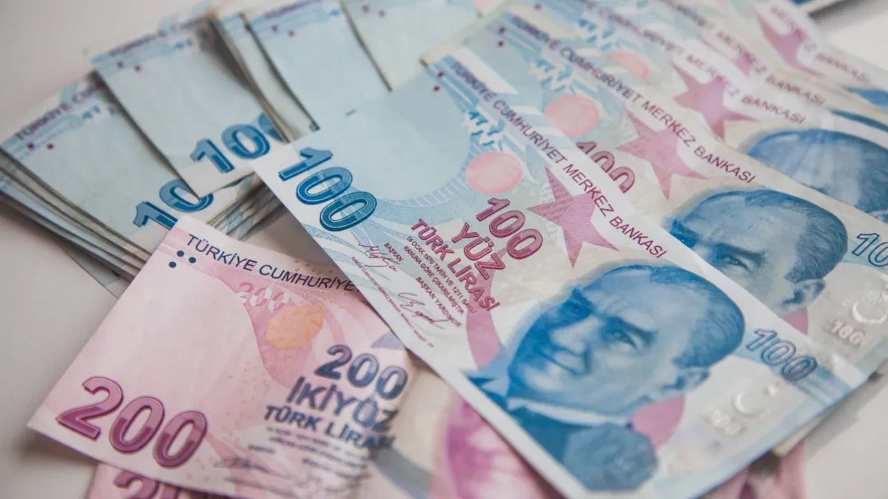 SGK Emekli maaş farkı sorgulama 2026! SSK, Bağ-Kur ve Emekli Sandığı maaş farkları yattı mı, ne zaman yatacak?