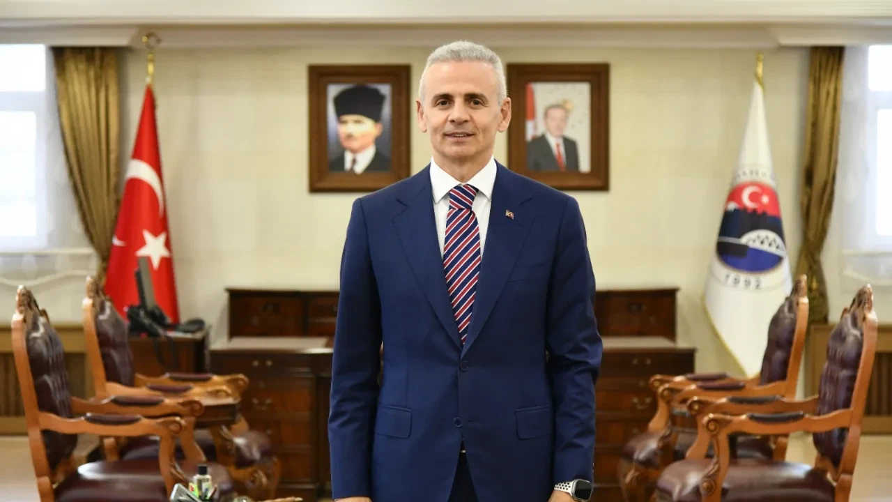 Ardahan Valisi neden görevden alındı? Mehmet Fatih Çiçekli hangi partiden?