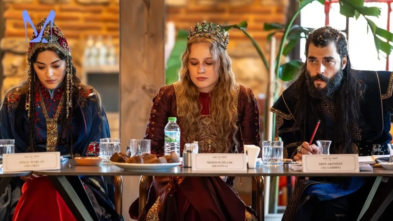 Aşk ve Taht dizisiyle yeni Hürrem Sultan geliyor! Prenses Destina yani Merjem Silǰak gülüşü ve konuşmasıyla hayran bıraktı