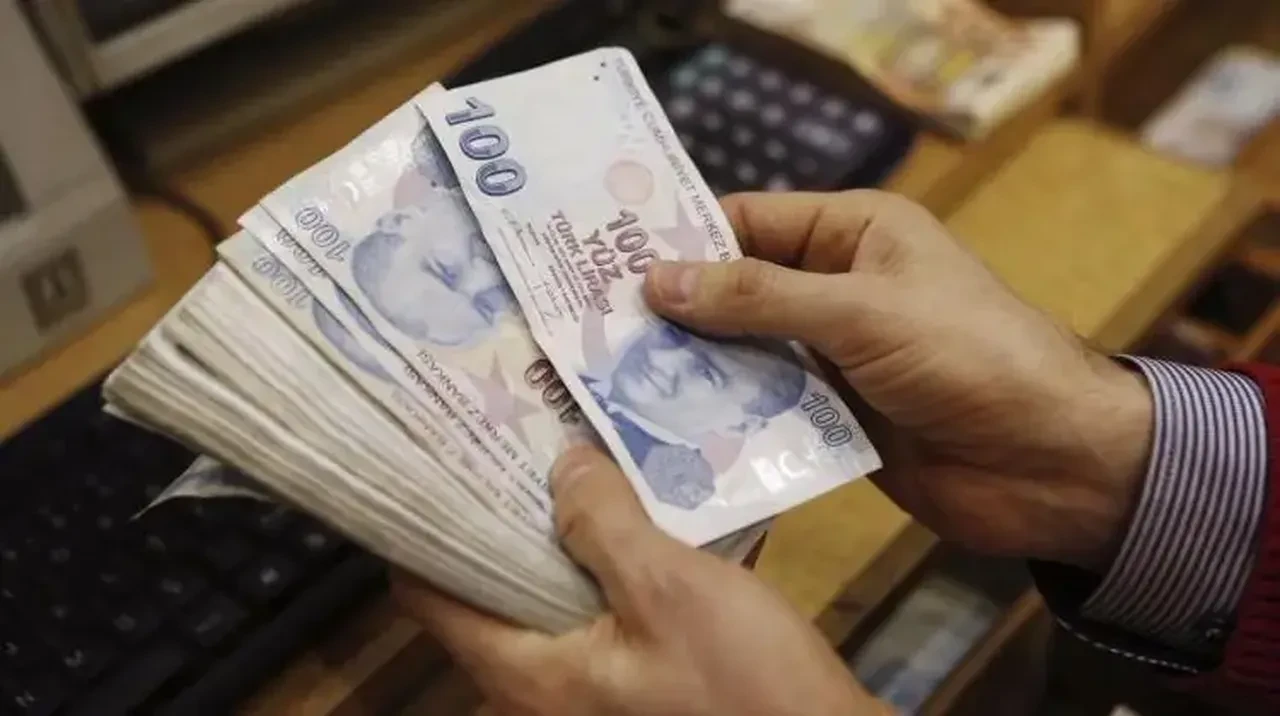 Bakan Yumaklı duyurdu: Paralar hesaba yatırıldı