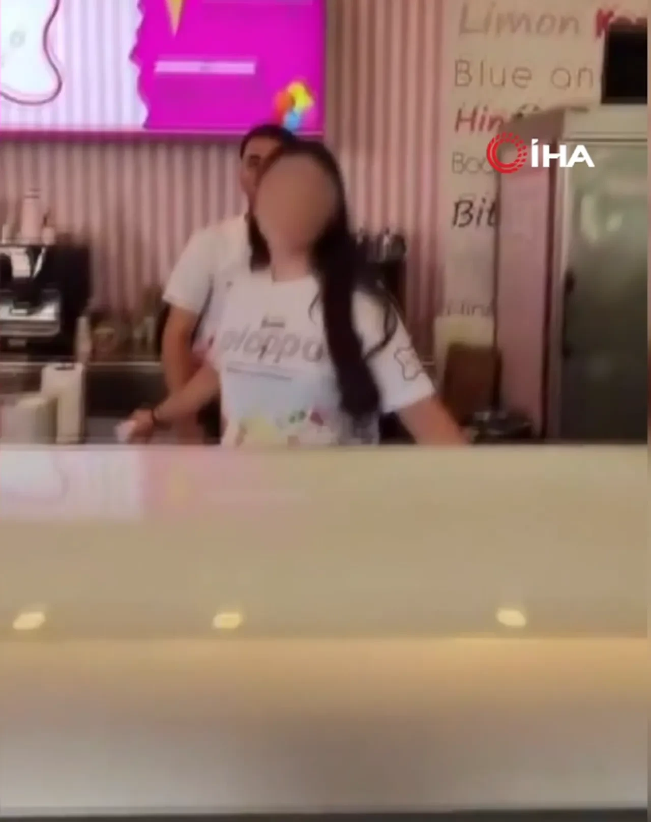 Bir top dondurmaya 400 TL istedi: Bakanlık fırsatçıları affetmedi