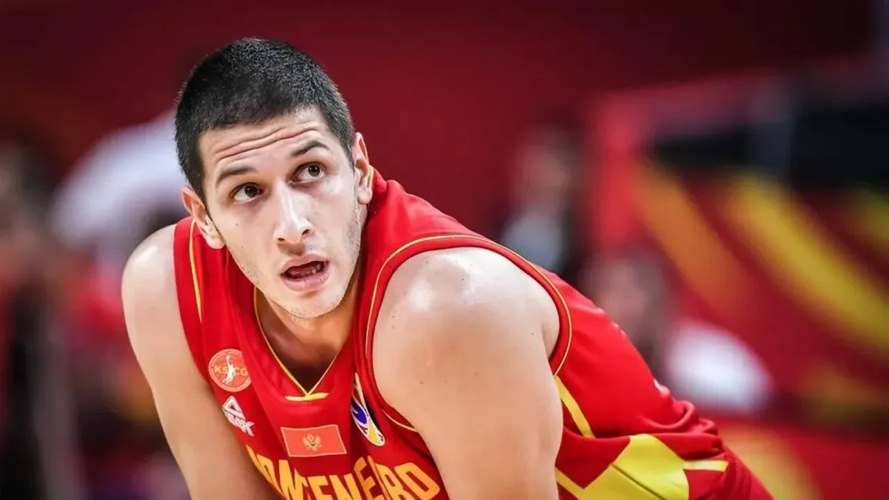 Galatasaray, Nikola Ivanovic transferini resmen duyurdu!