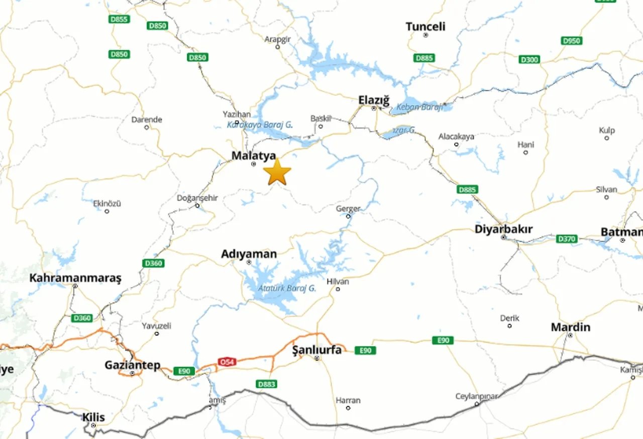 Malatya'da korkutan deprem! Çevre illerde de hissedildi