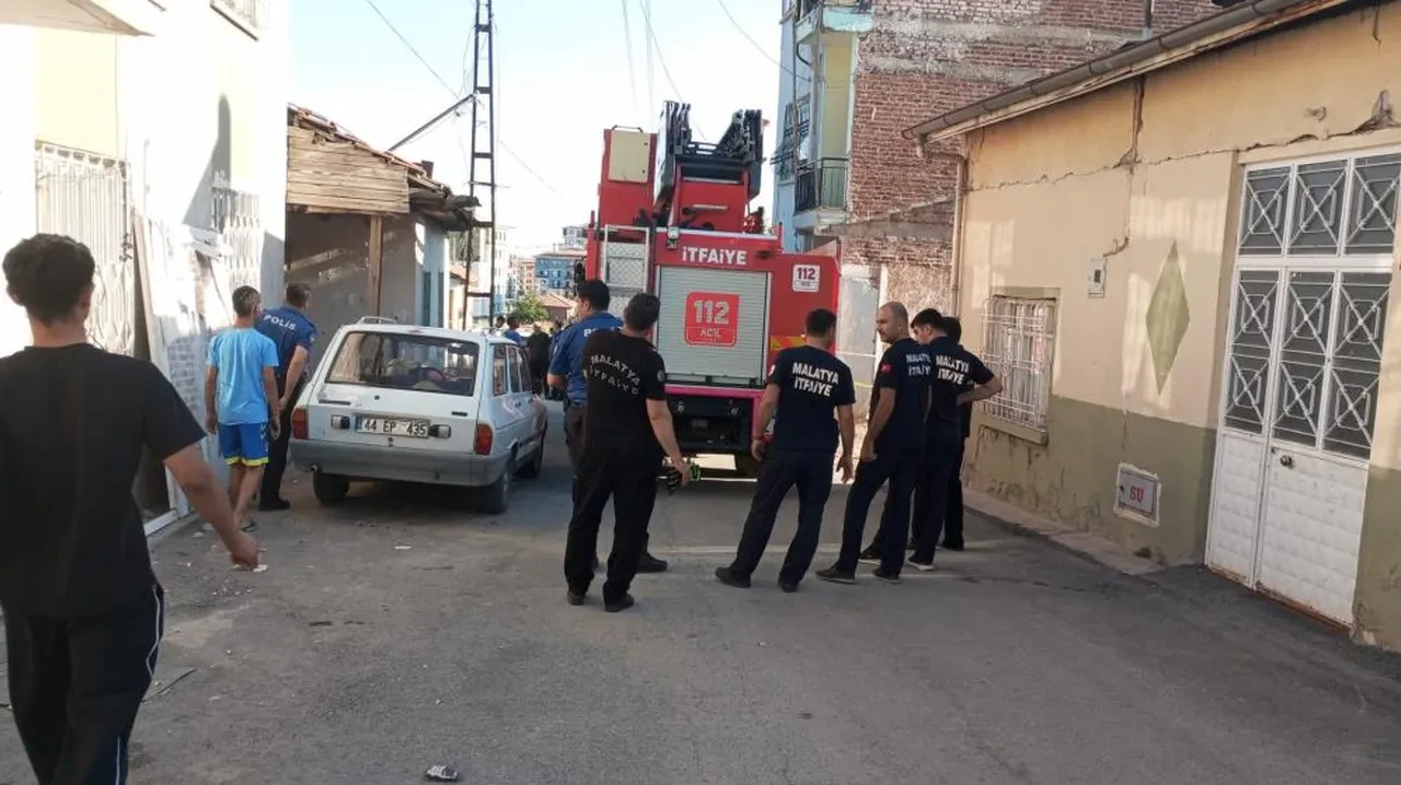 Malatya'da korkutan deprem! Çevre illerde de hissedildi