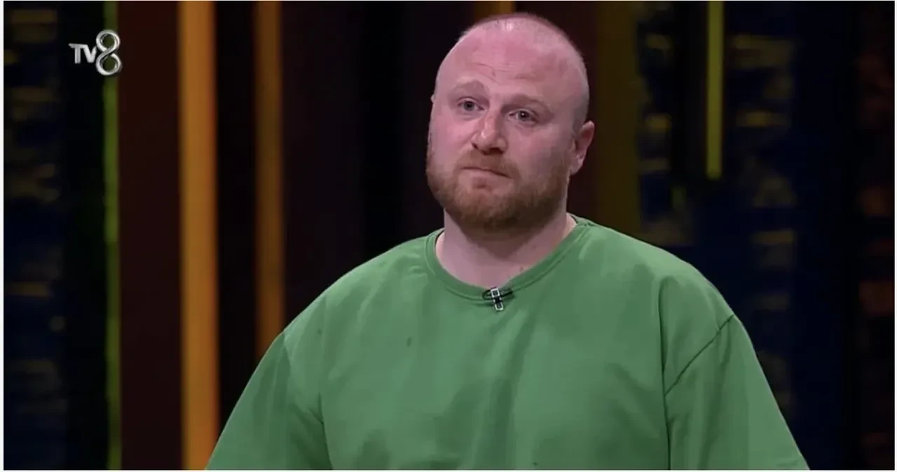 MasterChef Türkiye 2026 ana kadroya giren 1. yarışmacı Batuhan Nazikoğlu kimdir, ne iş yapıyor? MasterChef ana kadroya giren ilk yarışmacı Batuhan aslen nereli?