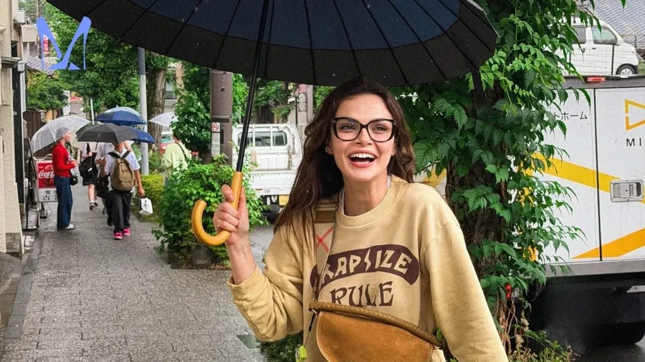 Uzak Şehir'in Alya'sı Sinem Ünsal'ın ablası Gizem Ünsal'ı görenler şaşkına döndü! Benzerlikleri gündem oldu